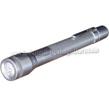 อลูมิเนียมแบบพกพาปากกาไฟฉาย LED แบบชาร์จไฟโคมไฟ LED 3 ดวงด้วย