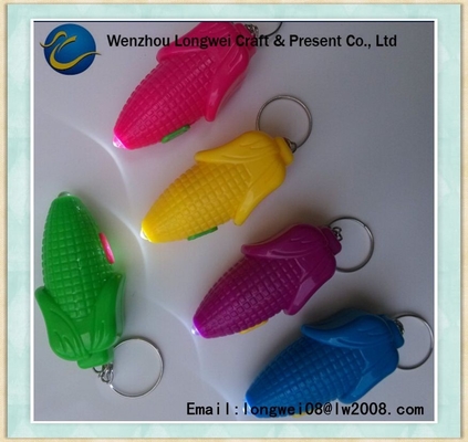 ไฟฉายพลังงานแสงอาทิตย์พลาสติก Carabiner พวงกุญแจ, OEM LED พวงกุญแจ