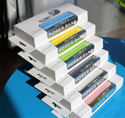 2200mAh มินิโทรศัพท์มือถือพวงกุญแจสำรองสำหรับ iPad / MP3 / MP4